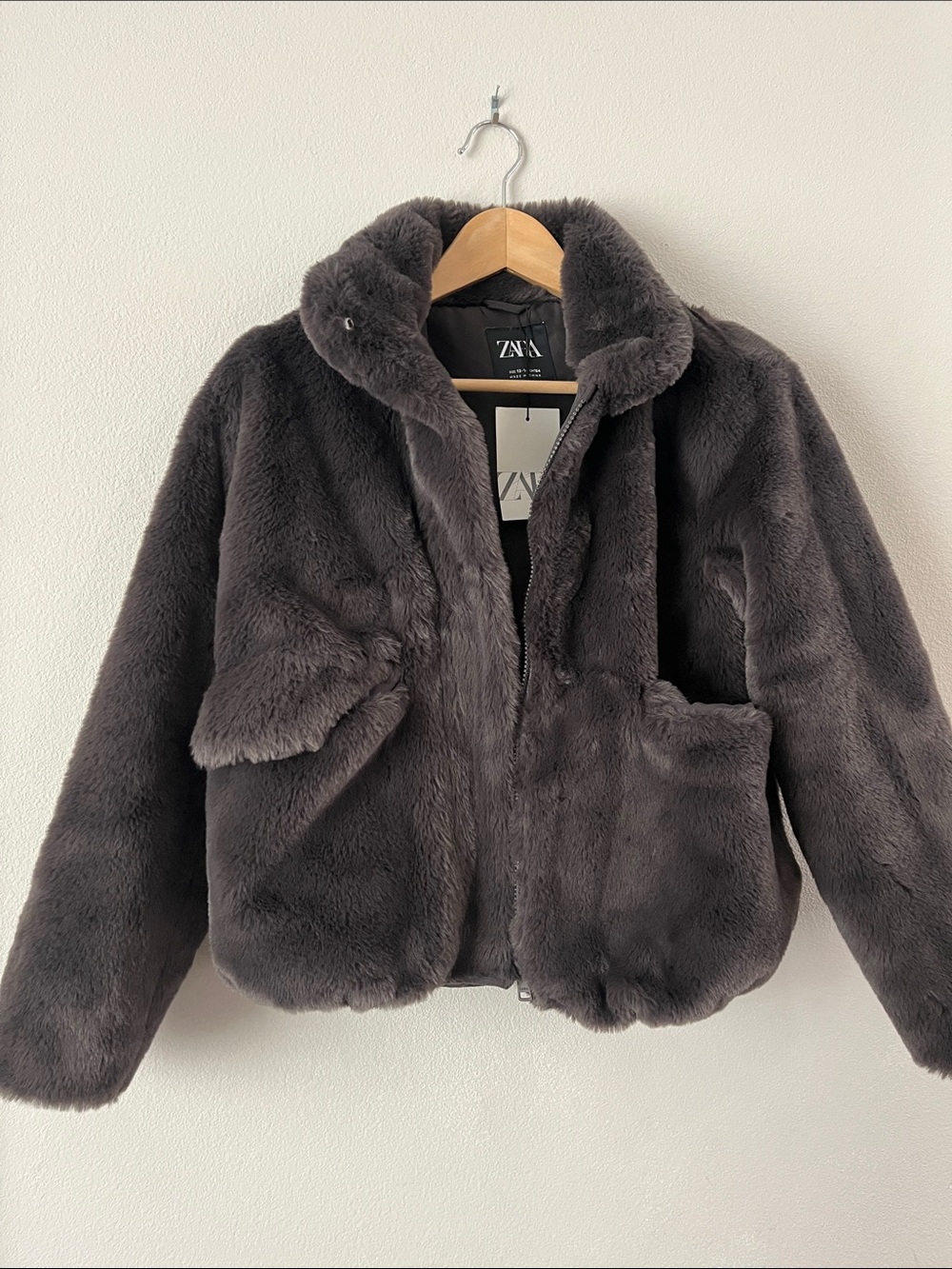 Zara Girls Charcoal Faux Fur Teddy Jacket Size 13-14 NWT